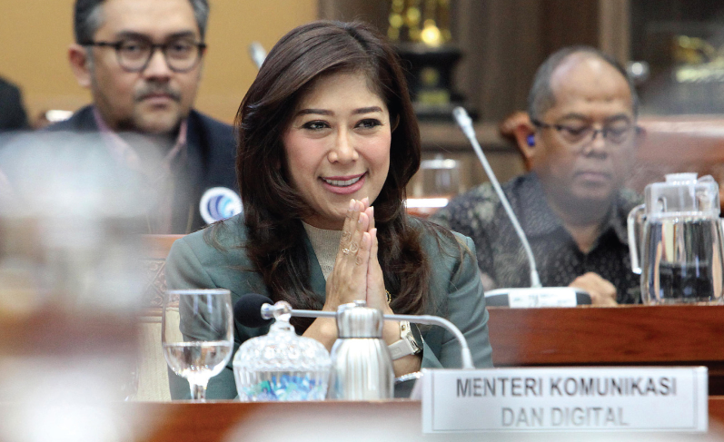 Menteri Meutya Hafid Berhentikan 2 Pejabat Tersangka Kasus Korupsi Proyek PDNS